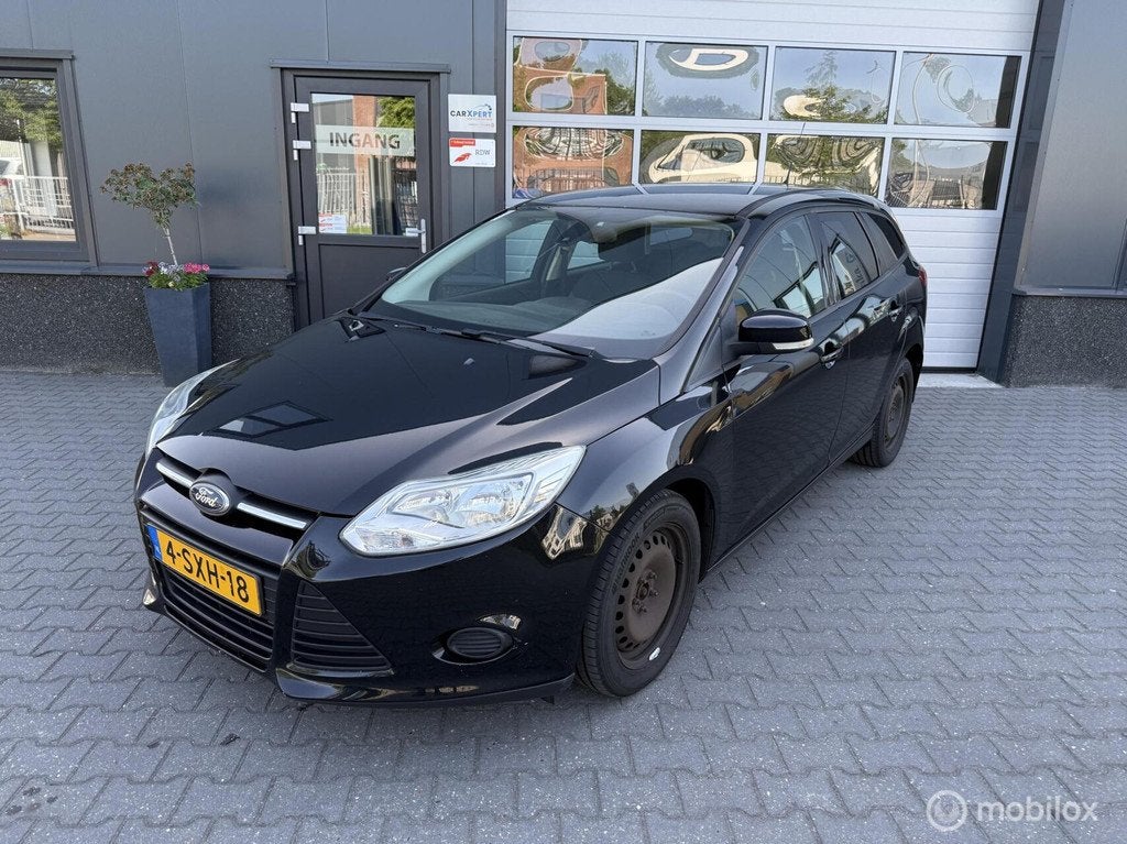 Ford Focus Wagon 1.6 TDCI Trend / Motor probleem!, Auto's, Euro 5, Gebruikt, 4 cilinders, Zwart