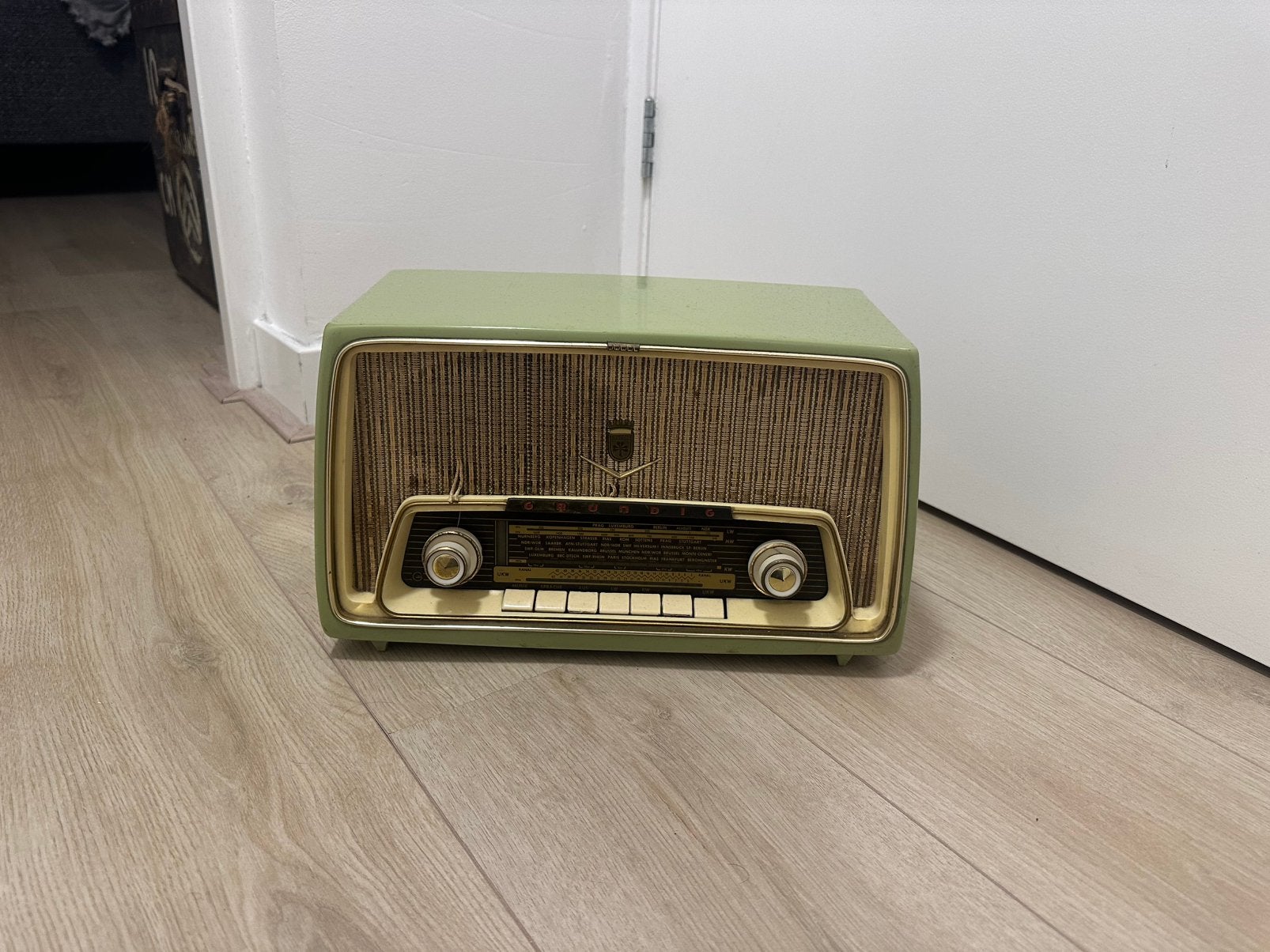 Grundig type 97 vintage radio, Audio, Tv en Foto, Grundig, Grundig, Ophalen of Verzenden, Zo goed als nieuw