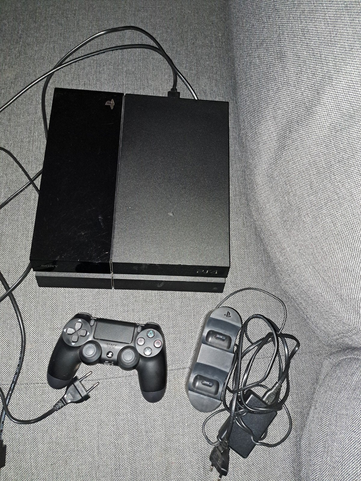 PS4 500GB met Sony controller en Sony oplaadstation, Ophalen, Met 1 controller, Original, 500 GB