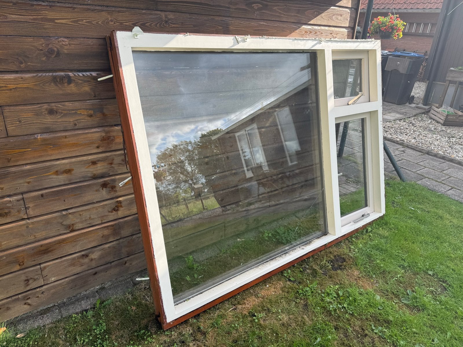 HardHouten kozijn met dubbel glas - 2100x1500mm, Doe-het-zelf en Verbouw, Kozijnen en Schuifpuien, Ophalen, Gebruikt, Raamkozijn