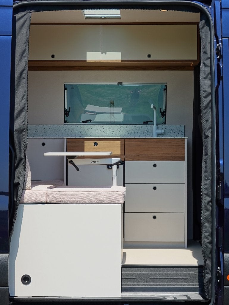 Mercedes-Benz Sprinter 319 CDI 4x4 | Full option | Nieuw!, Automaat, Chemisch toilet, Buscamper of Camperbus, Raamblindering