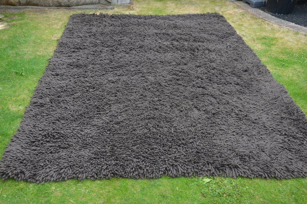 Hoogpolig bruin tapijt/ vloerkleed/ karpet van Tapijtcentru, Ophalen, Bruin, Hoogpolige slierten, 200 cm of meer