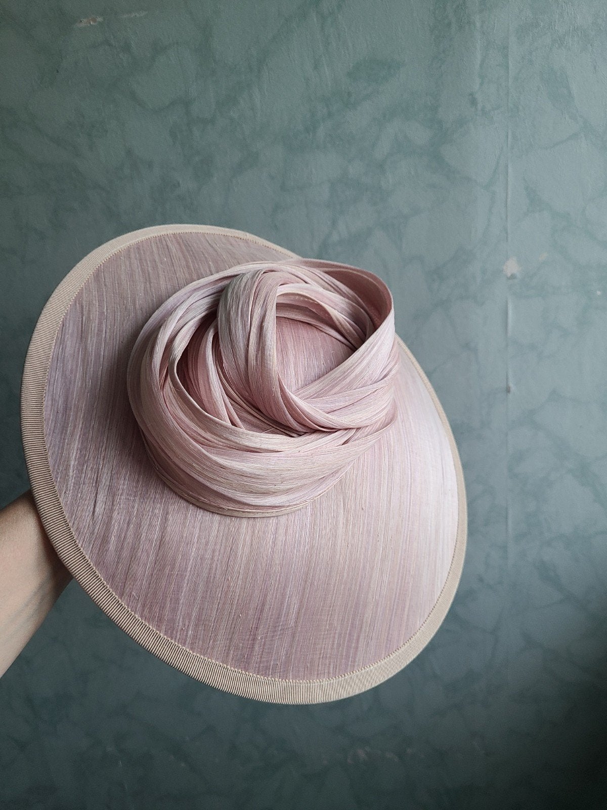 Elegante Roze Hoed voor Speciale Gelegenheden, Hoed, One size fits all, Ophalen of Verzenden, Onbekend