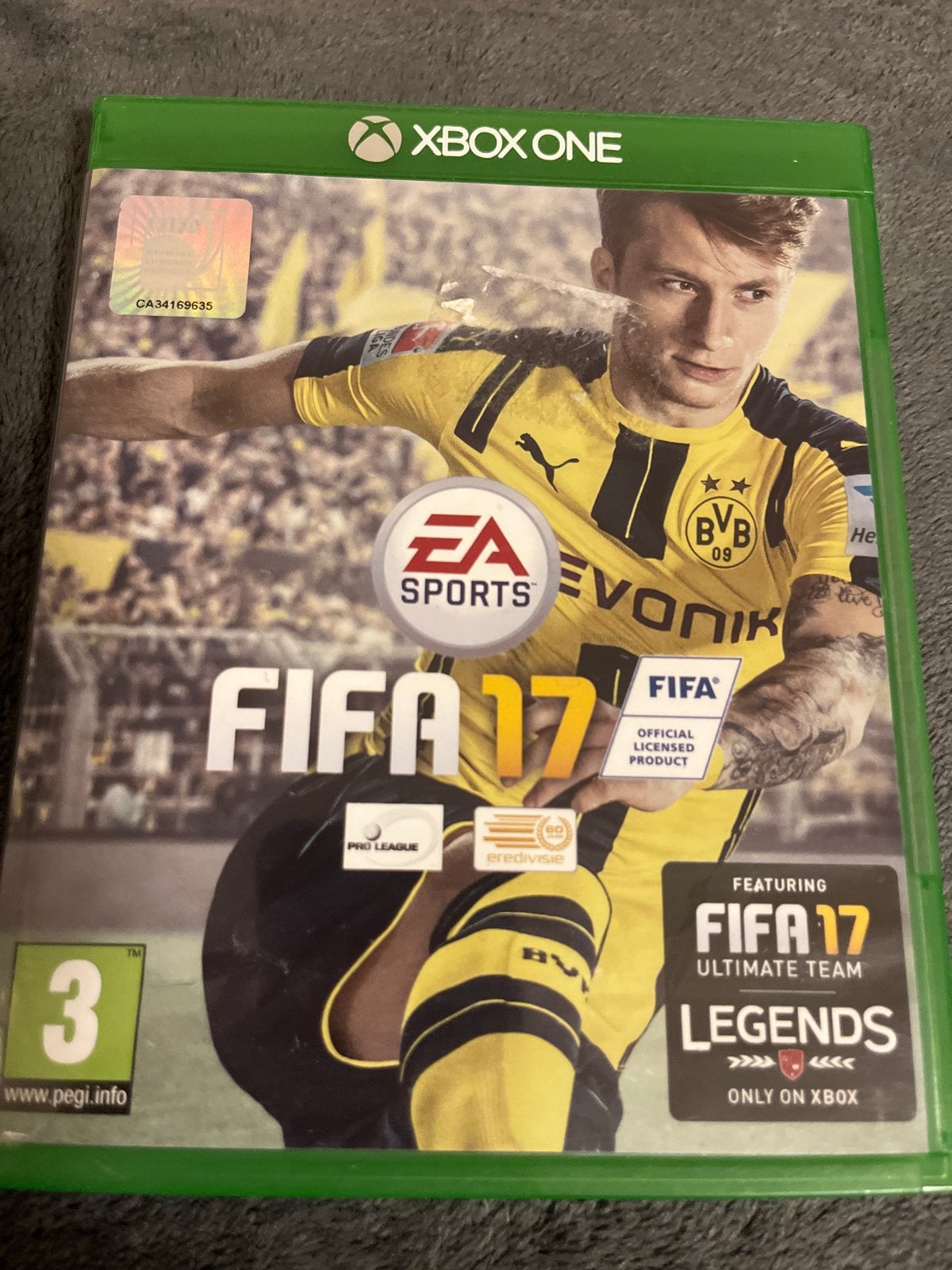 FIFA 17 voor Xbox One - Voetbalgame, Gebruikt, Eén computer, Ophalen of Verzenden, Sport