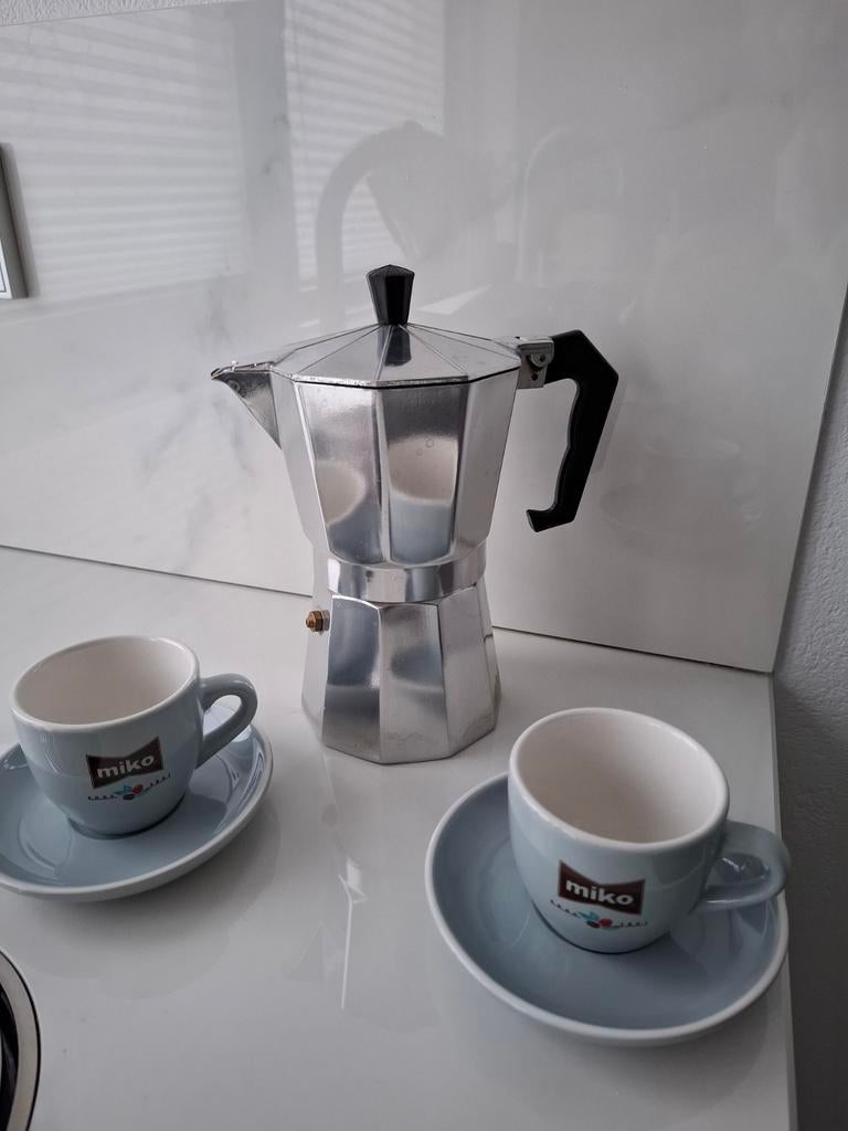 Caffettiera - Italiaanse percolator voor heerlijke koffie, Witgoed en Apparatuur, Koffiezetapparaten, Gebruikt, Gemalen koffie