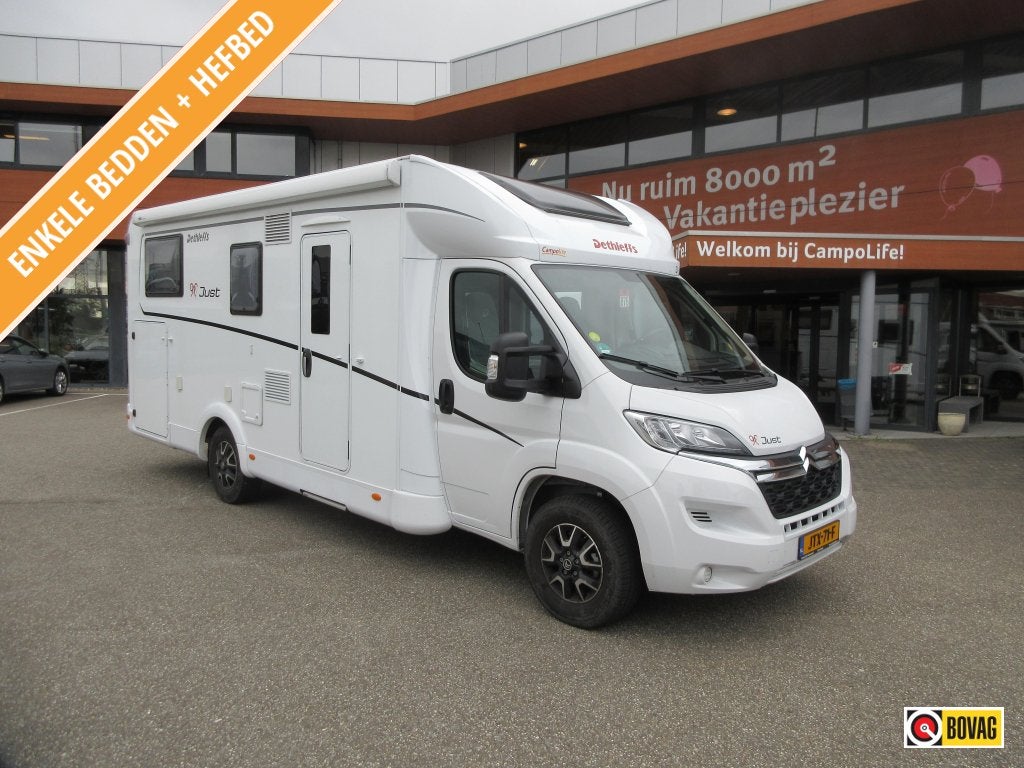 Dethleffs Just 90 7052 EB, Caravans en Kamperen, ABS, Hordeur, Dethleffs, L-zit