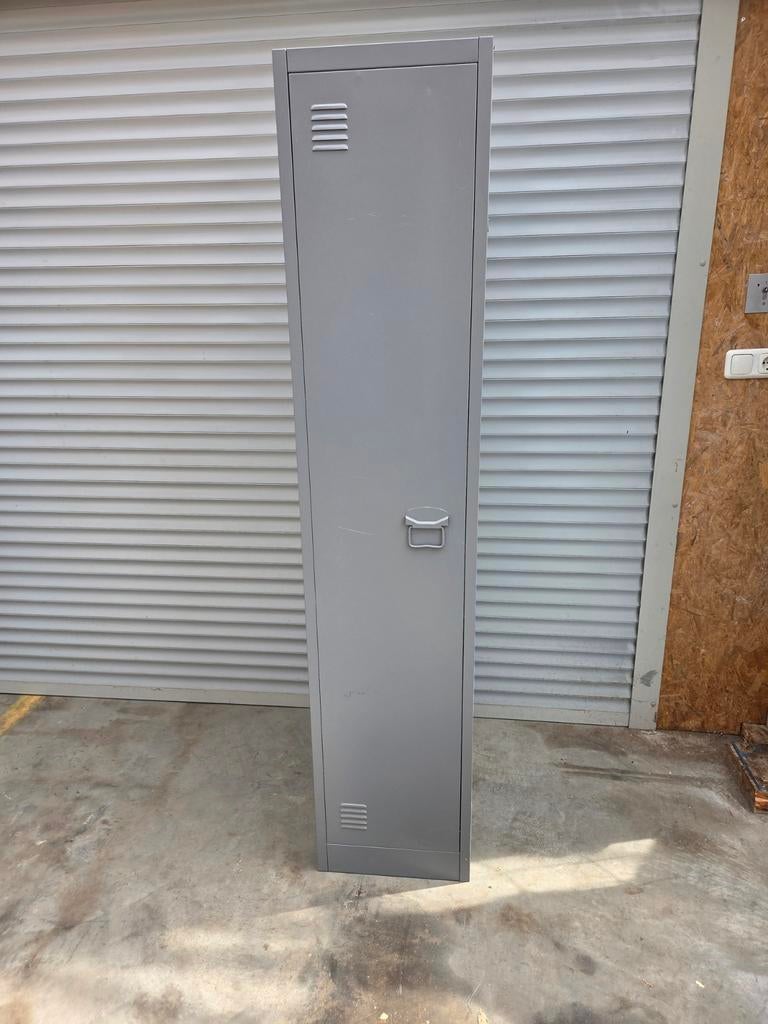 Locker stalen kast, Ophalen of Verzenden, Gebruikt, Industrieel