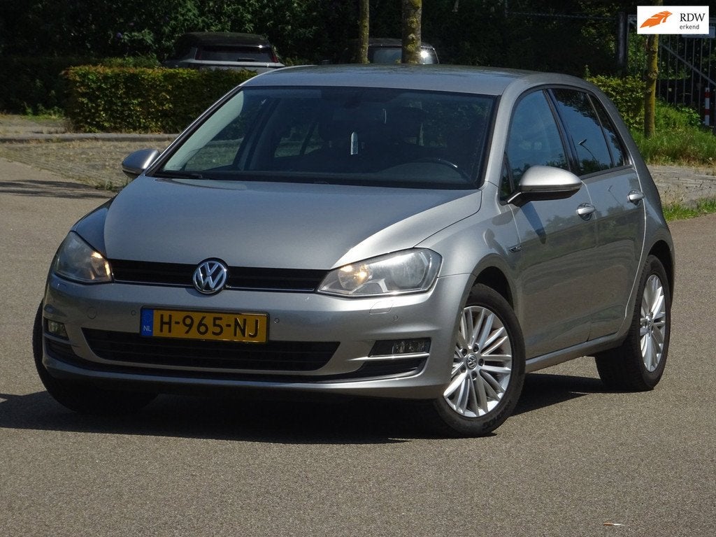 Volkswagen Golf 1.2 TSI Easyline 5DEURS CLIMA/CRUISE/PDC/APK, Voorwielaandrijving, Euro 5, 86 pk, Gebruikt