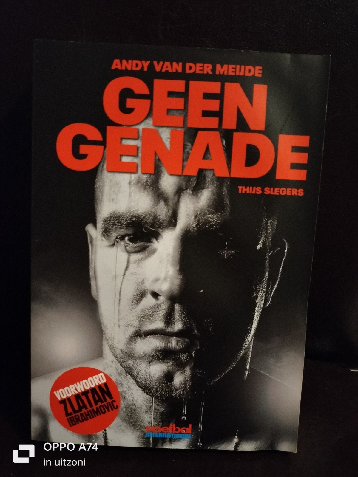 Geen Genade - Andy van der Meijde (Voetbalbiografie), Ophalen of Verzenden, Gelezen, Andy van der Meijde, Thijs Slegers, Overige sporten