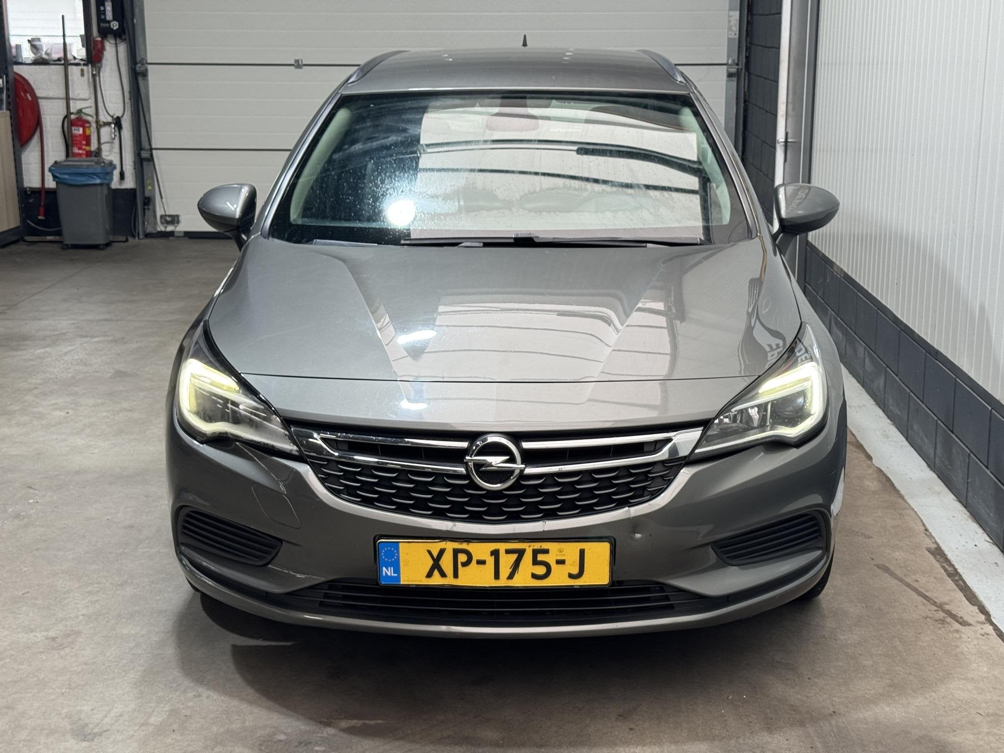 Opel Astra Sports Tourer 1.6 CDTI Business+, Voorwielaandrijving, Stof, Gebruikt, 4 cilinders
