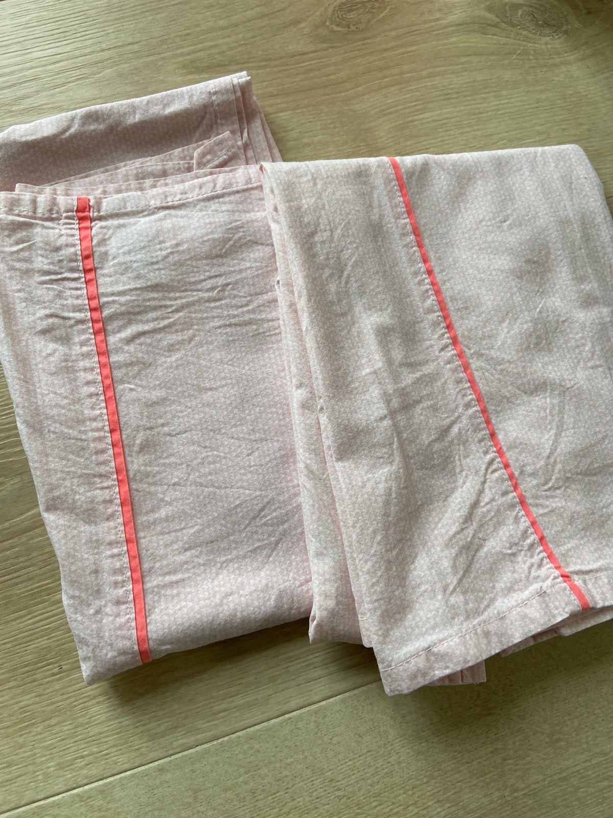 Hema roze ledikant lakens ong 120x150cm, Kinderen en Baby's, Jongetje of Meisje, Overige typen, Ophalen of Verzenden, Zo goed als nieuw