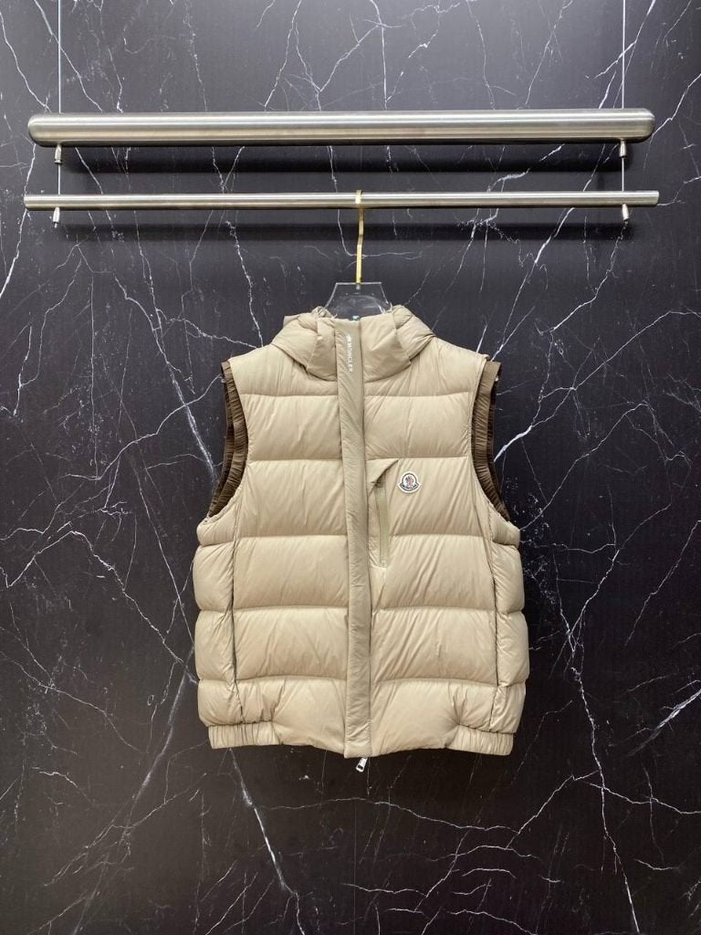 Moncler Bodywarmer, Kleding | Heren, Bodywarmers, Moncler, Overige kleuren, Nieuw, Overige maten