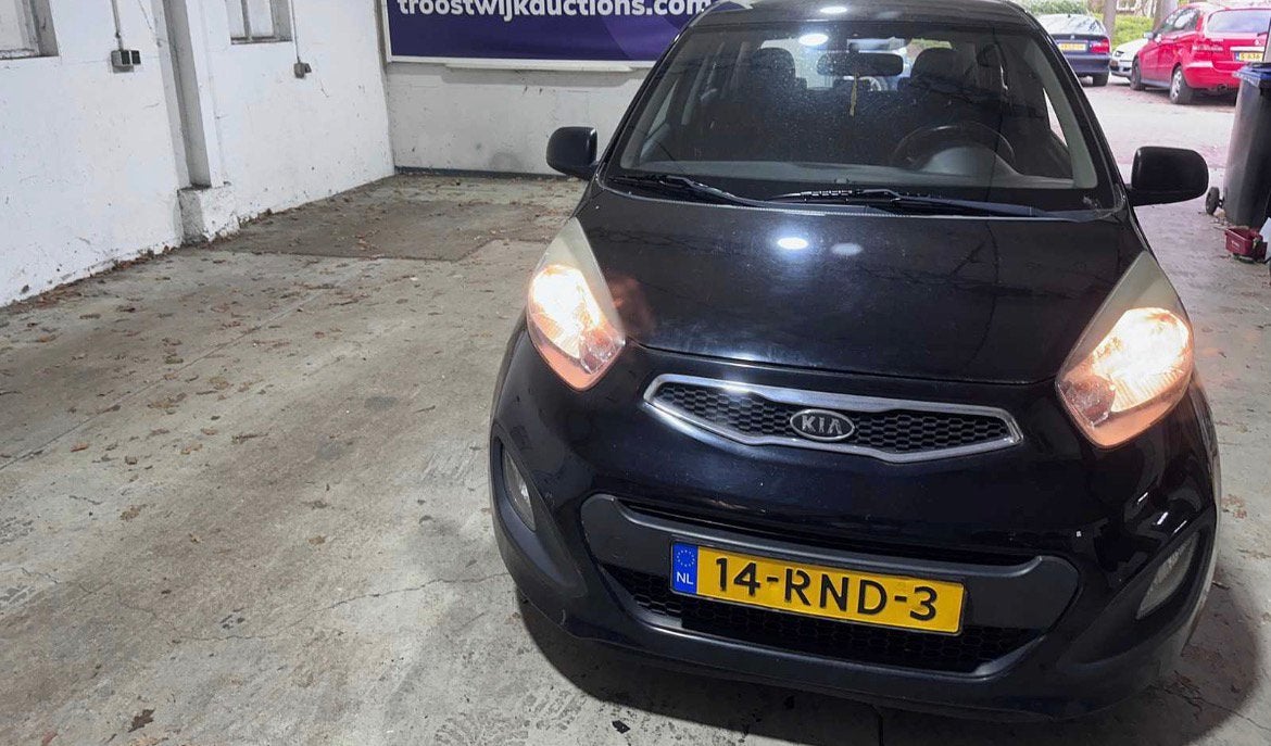 Kia Picanto 1.0 Cvvt 5-DRS 2011 Zwart, Auto's, Voorwielaandrijving, 400 kg, Zwart, Origineel Nederlands