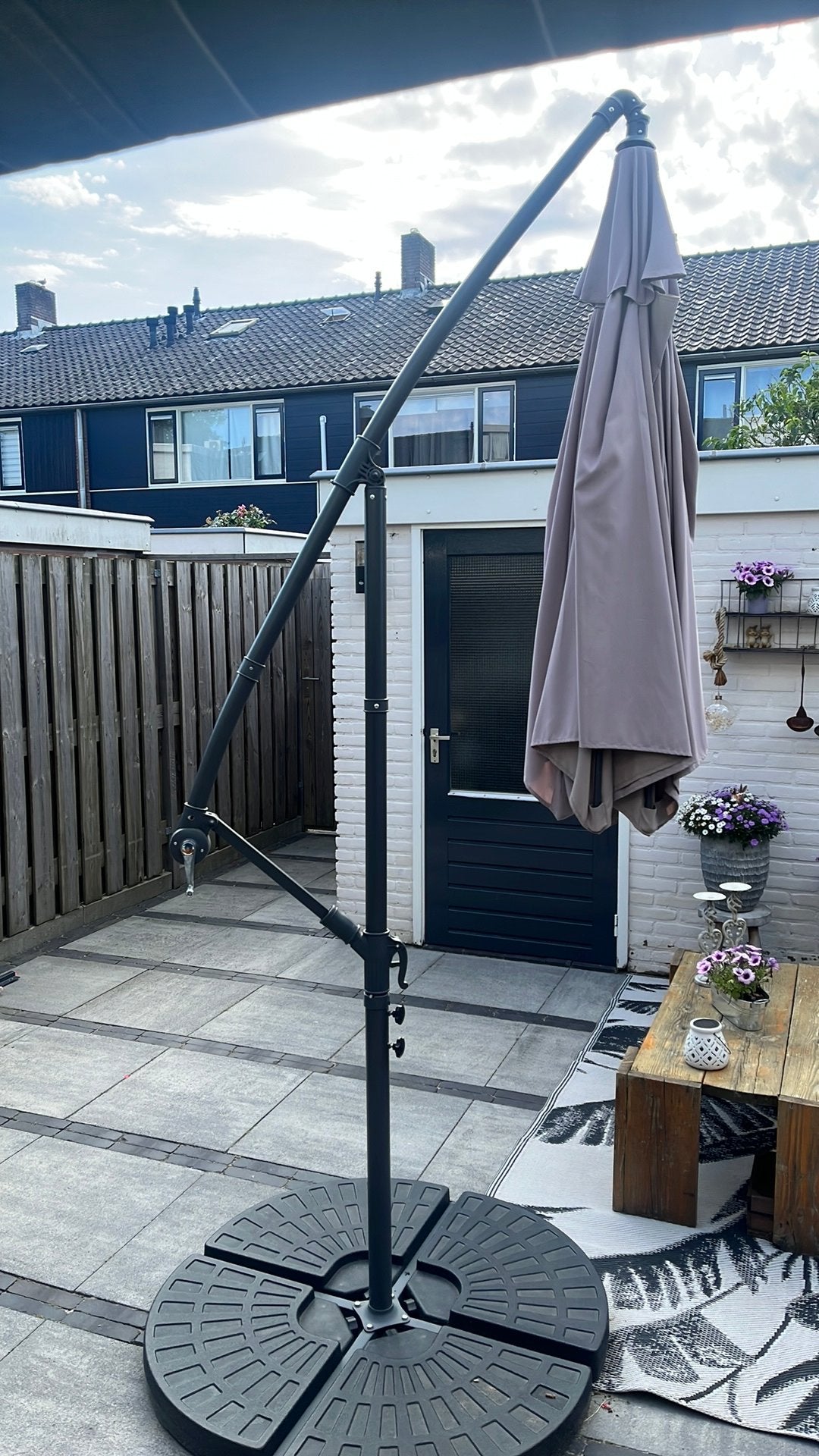 Parasol zweef taupe 290 mm doorsnee, Ophalen, 2 tot 3 meter, Verstelbaar, Zweefparasol