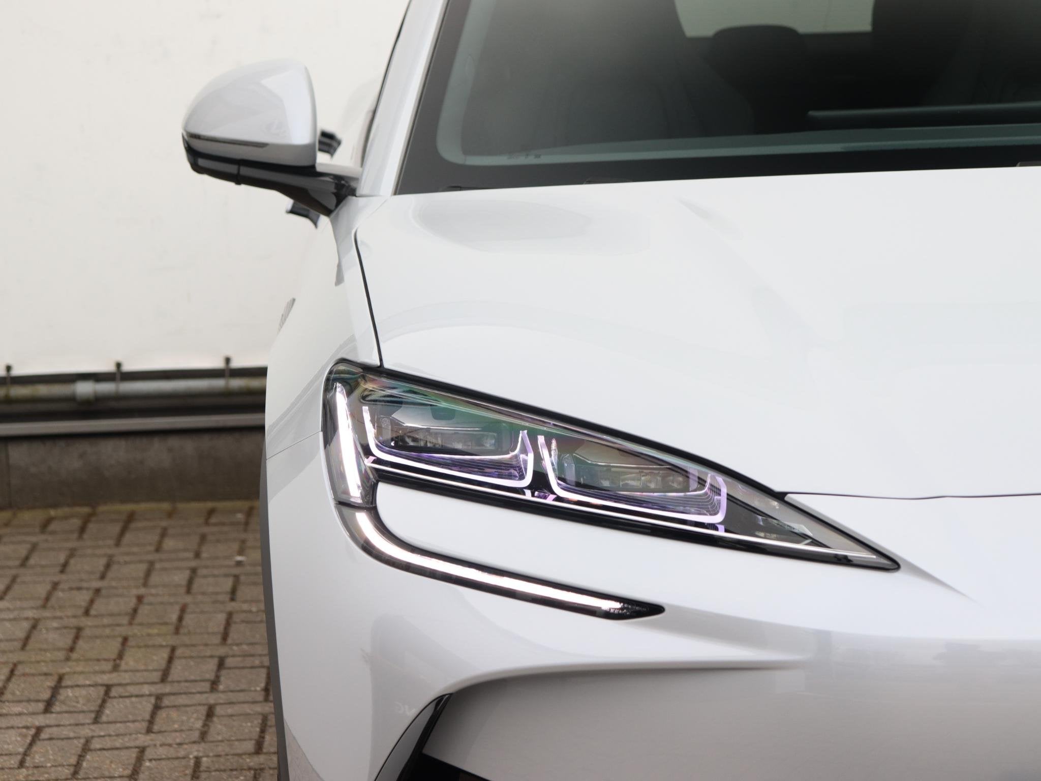 BYD SEALION 7 Design AWD 82.5 kWh | 530pk | Panoramadak | 36, Auto's, Automaat, Zwart, 530 pk, Zilver of Grijs