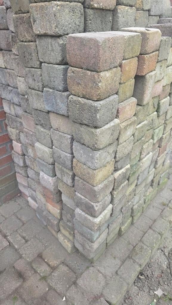 Kasseien beton klinkers (+/- 1000 stuks) - GRATIS, Tuin en Terras, Tegels en Klinkers, Ophalen, Gebruikt, Klinkers, 10 m² of meer