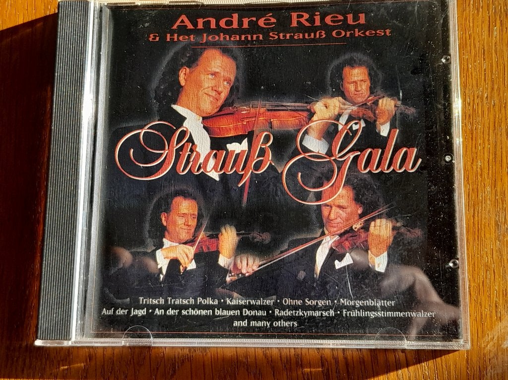Andre Rieu Strauss gala cd zgan, Ophalen of Verzenden, Romantiek, Zo goed als nieuw, Orkest of Ballet