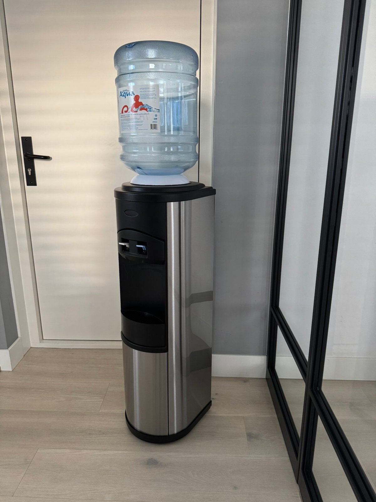 Watercooler/waterkoeler rvs met zwart delen, Ophalen of Verzenden, Zo goed als nieuw