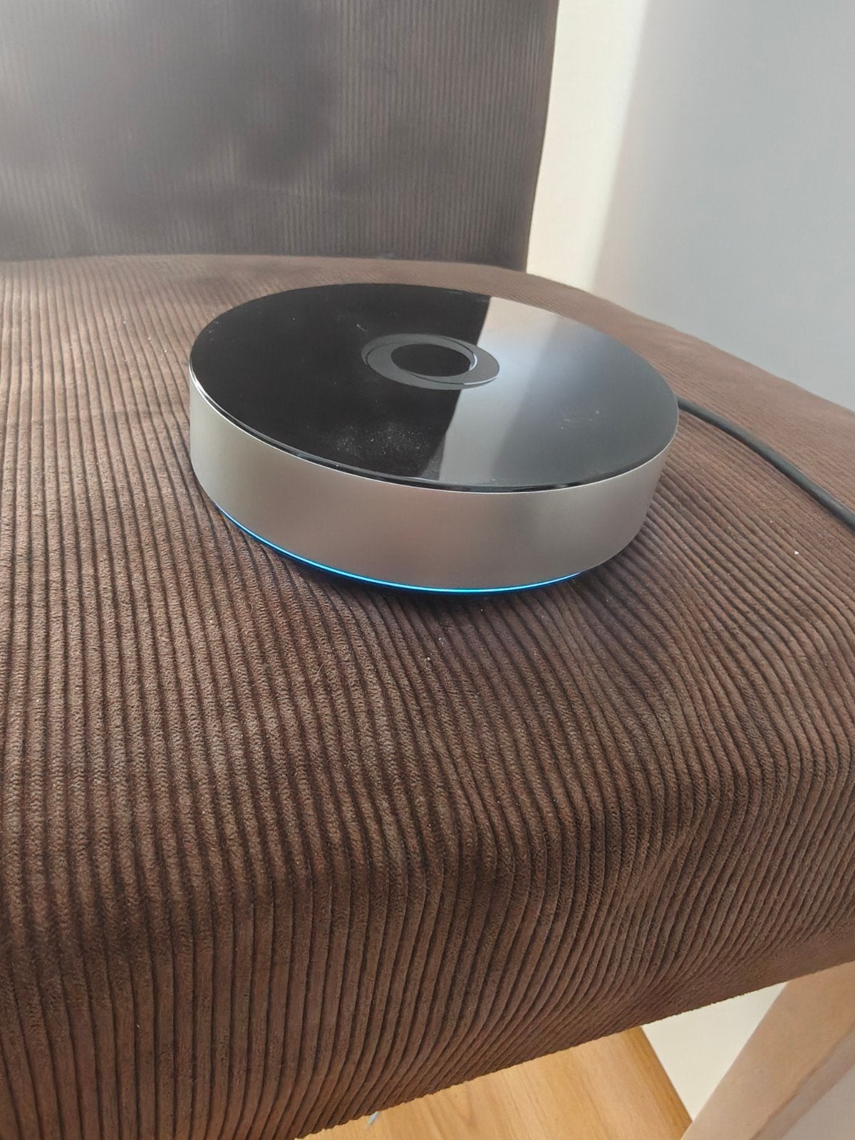 Homey Bridge - Smart Home Hub, Computers en Software, Ophalen of Verzenden, Zo goed als nieuw