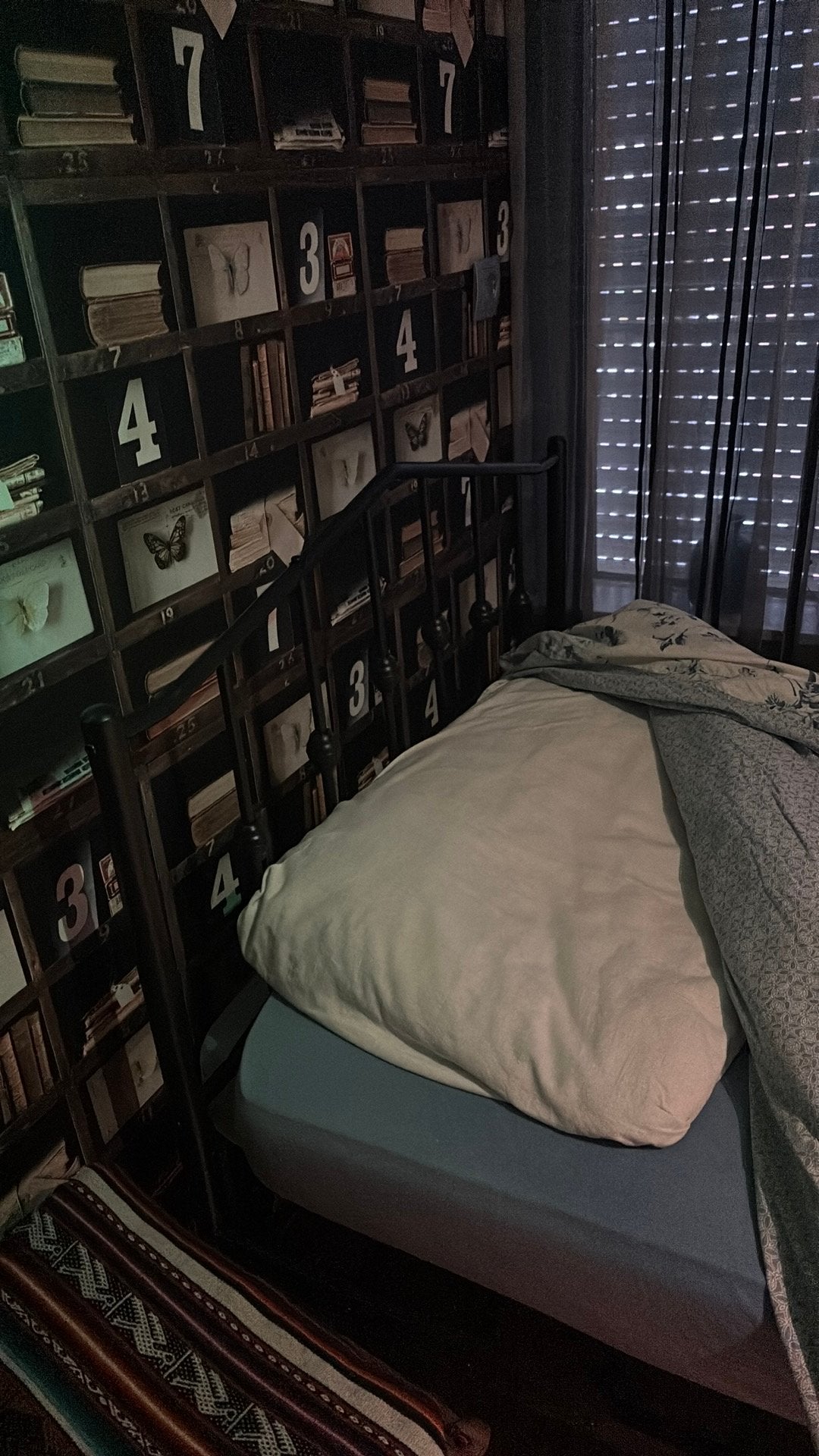 Eenpersoons bed met matras logeerbed, Huis en Inrichting, Slaapkamer | Bedden, 90 cm, Eenpersoons, Zwart, Ophalen of Verzenden
