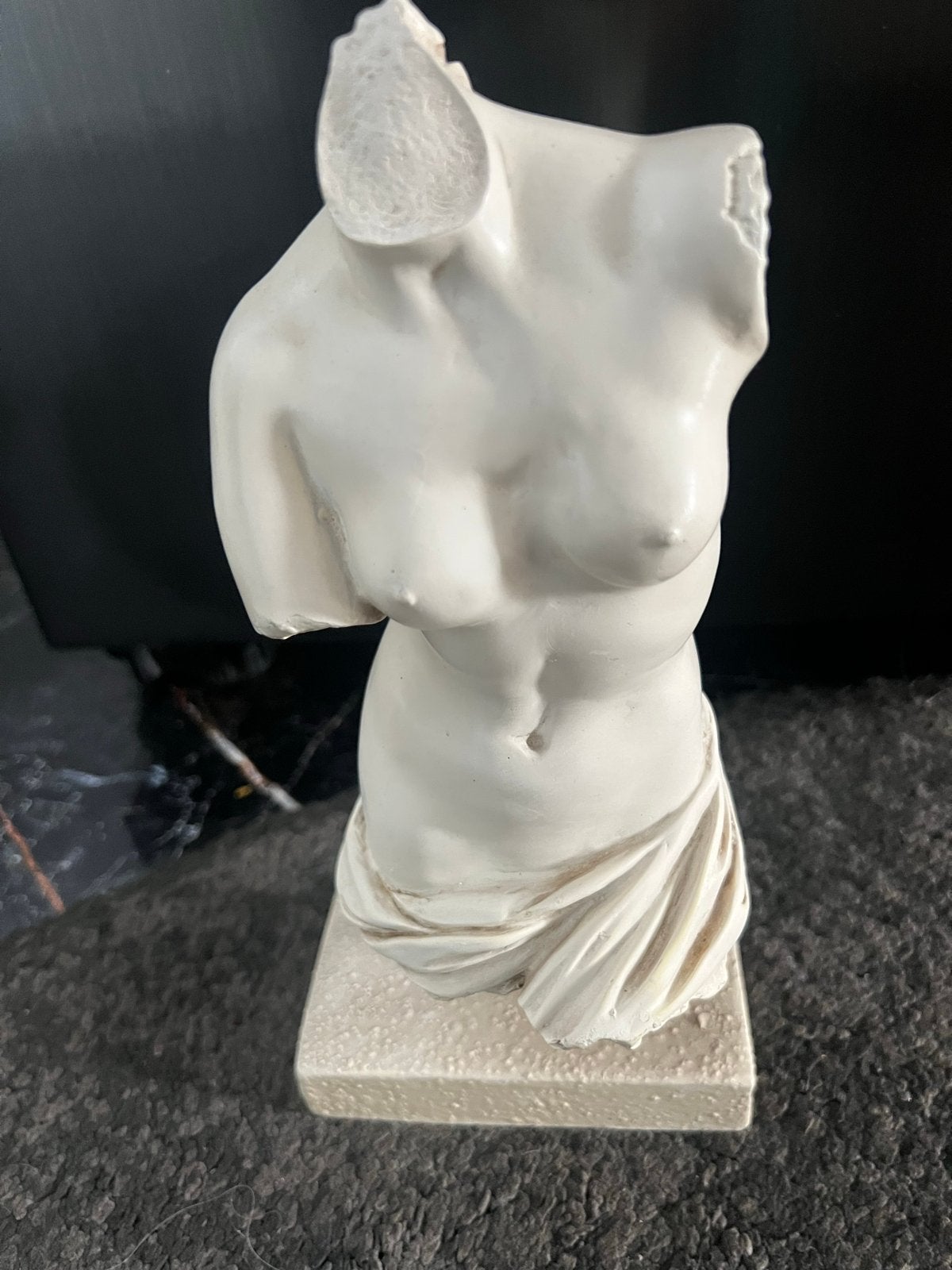 Decoratief Vrouwelijk Torso Beeld - Klassieke Stijl, Ophalen of Verzenden, 20 - 50 cm, Steen of Keramiek, Beeld