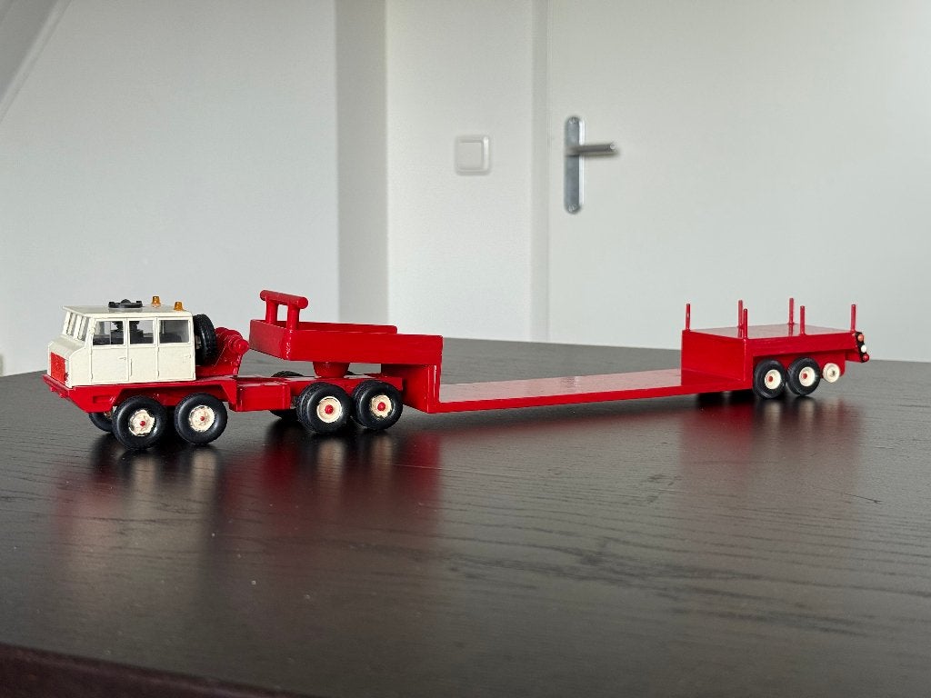 Solido Berliet T12 Rood, Hobby en Vrije tijd, Ophalen of Verzenden, Auto, Solido