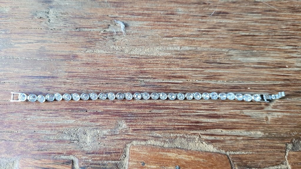 Swarovski tennisarmband in nieuwstaat, Ophalen, Zo goed als nieuw, Sieraad of Horloge