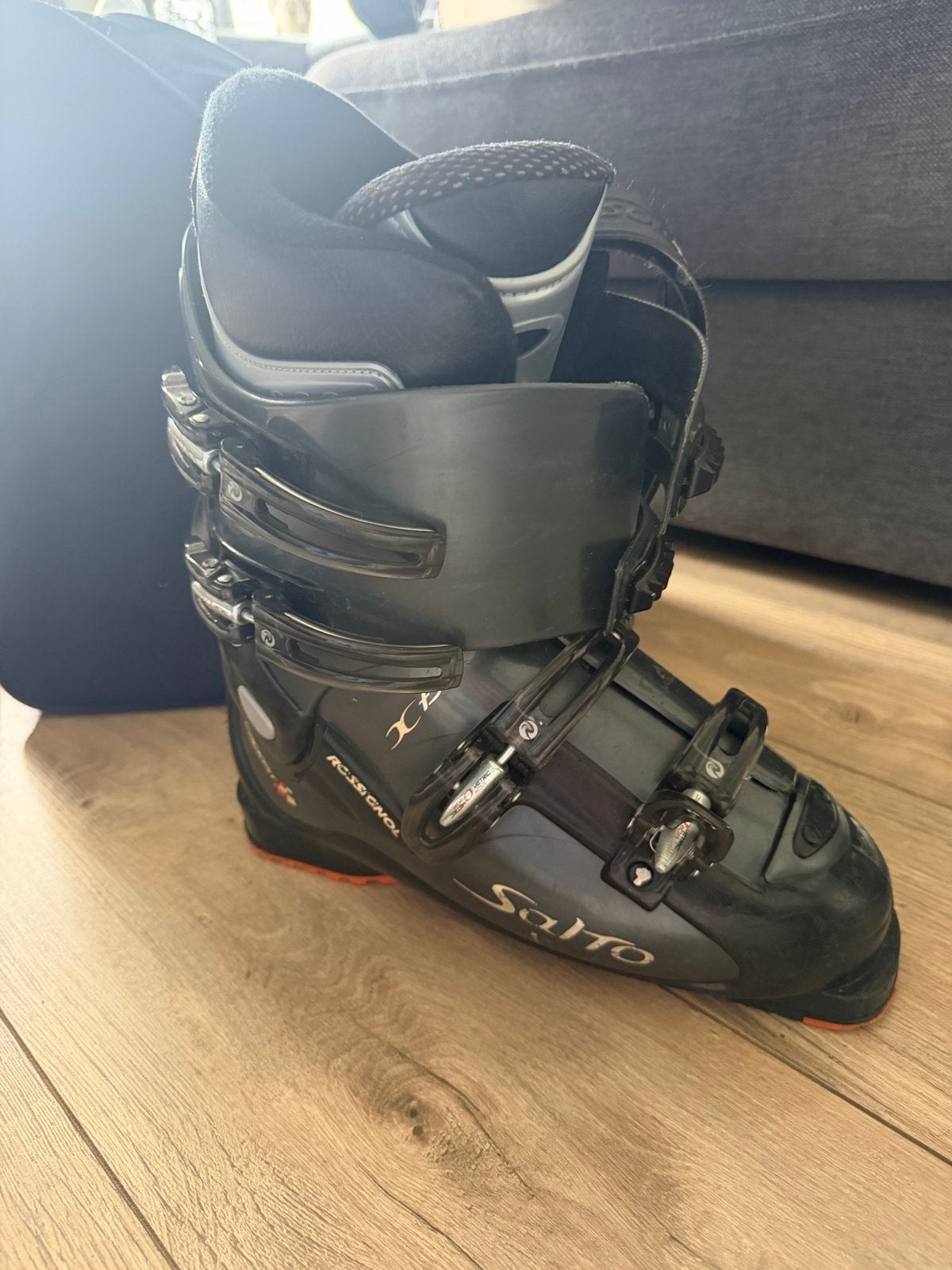 Rossignol Salto skischoenen maat 27,5, Gebruikt, Rossignol, Schoenen, Ophalen of Verzenden
