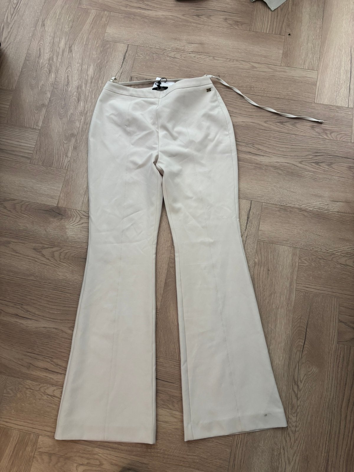 Nikkie x kate moss, Beige, Maat 42/44 (L), Ophalen of Verzenden, Zo goed als nieuw