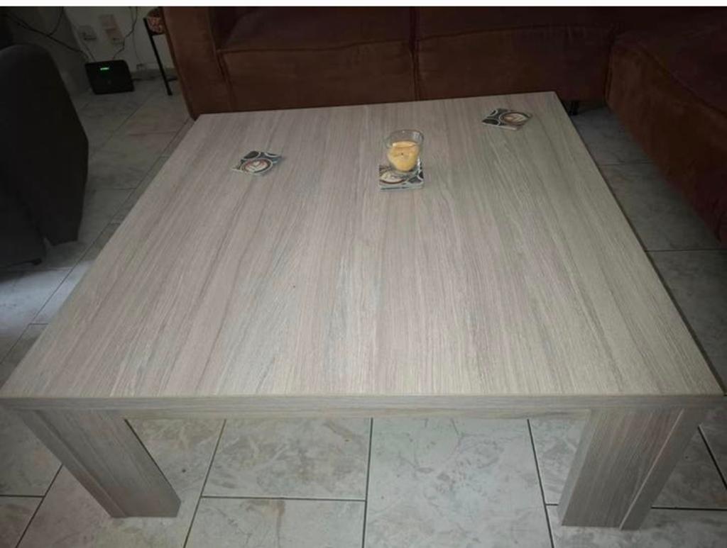 Complete set meubels: salontafel, eettafel, dressoir, tv-meu, Ophalen
