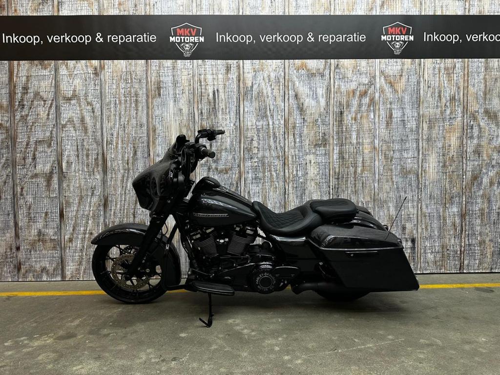 HARLEY-DAVIDSON STREET GLIDE SPECIAL 114 (bj 2020) 40,225 ml, Motoren, 2 cilinders, HARLEY-DAVIDSON, Bedrijf, Onbekend