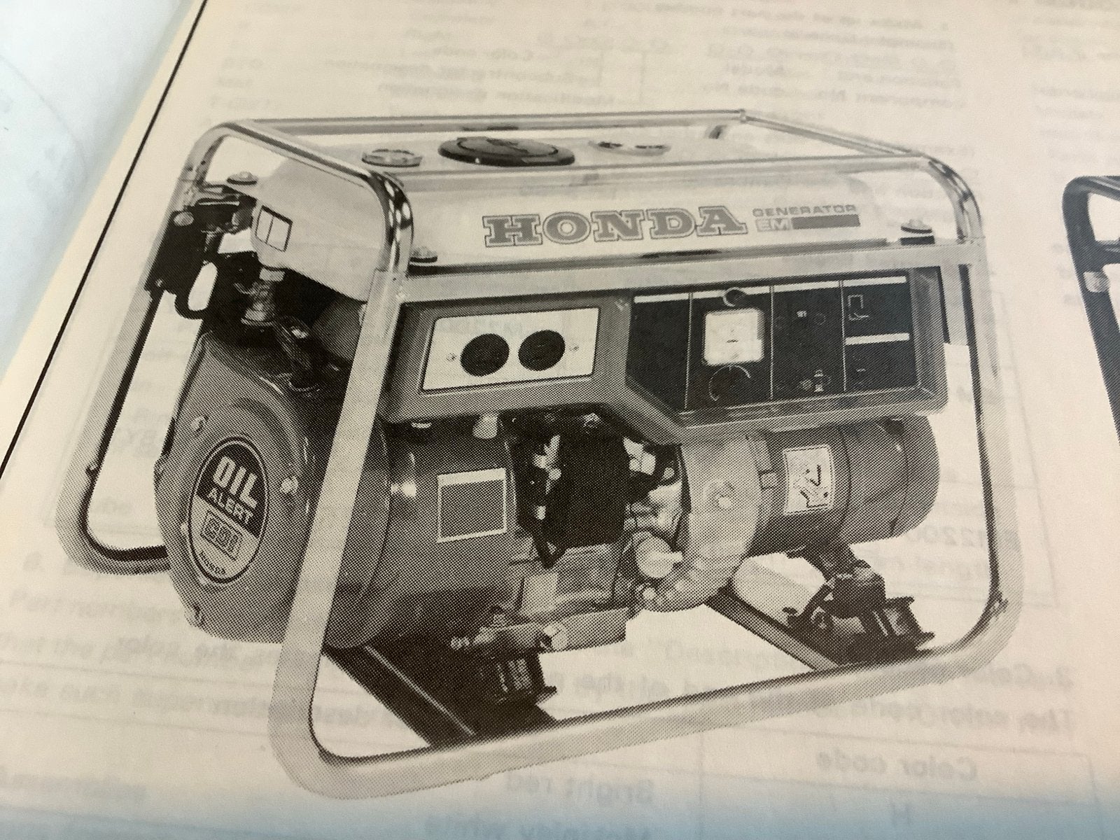 Honda generator EM1900 EM2200 EB1900 Onderdelen Catalogus., Verzenden, Zo goed als nieuw