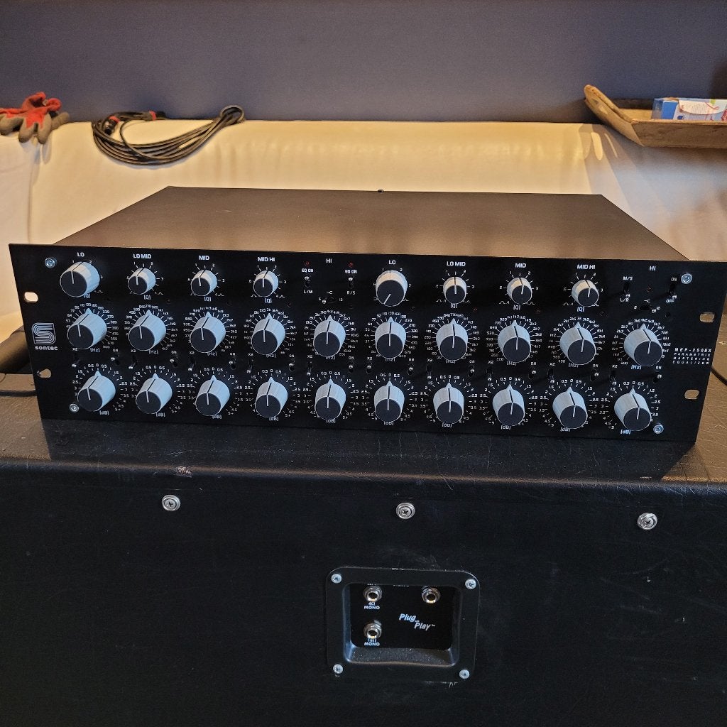DIY RACKED MQ5 Sontec Mastering EQ, Ophalen of Verzenden, Zo goed als nieuw, Audio
