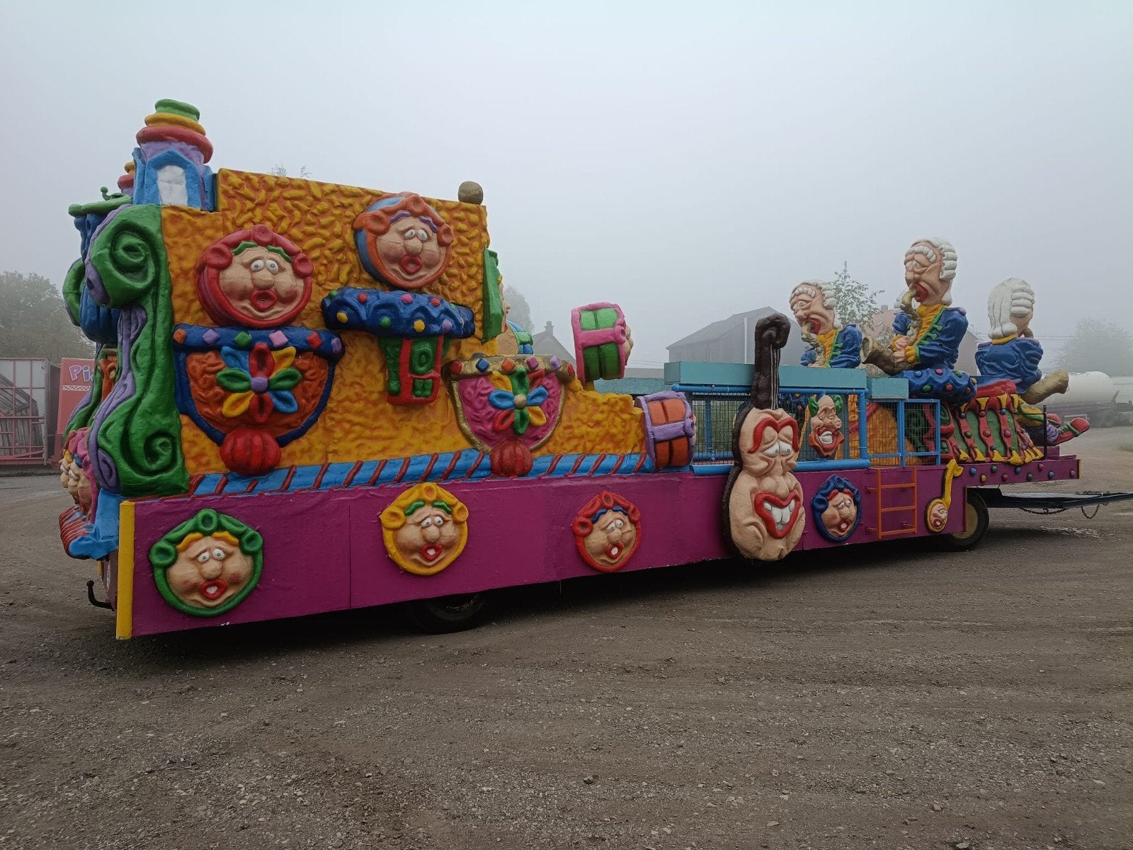 te huur, Ophalen, Carnaval
