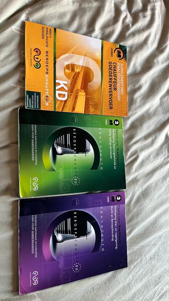 Theorie Leren Vrachtauto – Module 2, Boeken, Ophalen, Zo goed als nieuw, Overige niveaus, Nederlands