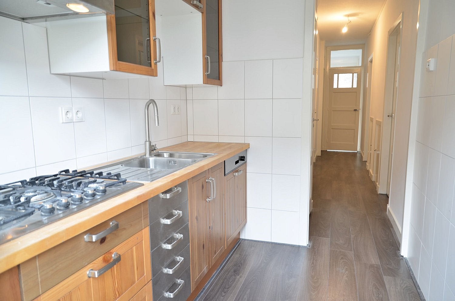 Complete keuken met houten blad en gaskookplaat, Ophalen, Gebruikt, Bruin, Enkelwandige keuken