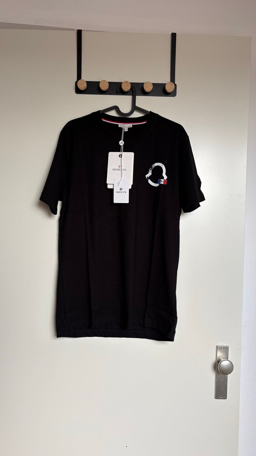 Moncler T-shirt Zwart Maat M Nieuw met Labels, Ophalen of Verzenden, Nieuw, Maat 48/50 (M), Zwart