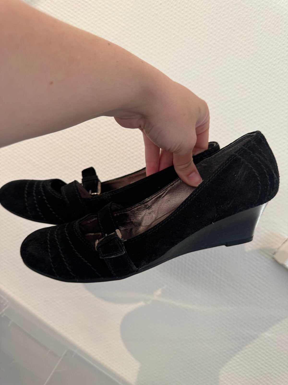 Mooie zwarte schoenen maat 38 uhboxer, Ophalen of Verzenden, Gedragen, Zwart, Schoenen met lage hakken