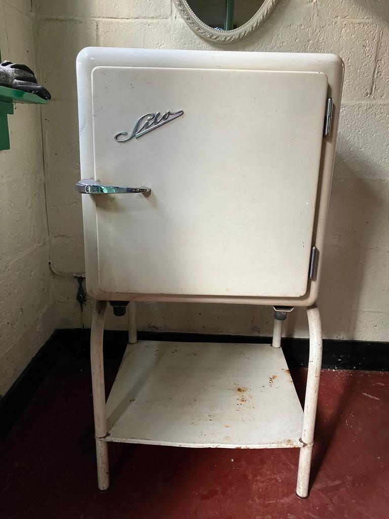 Vintage Silo koelkast op gas - Compact en Charmant, Gebruikt, Minder dan 45 cm, Minder dan 75 liter, Met vriesvak
