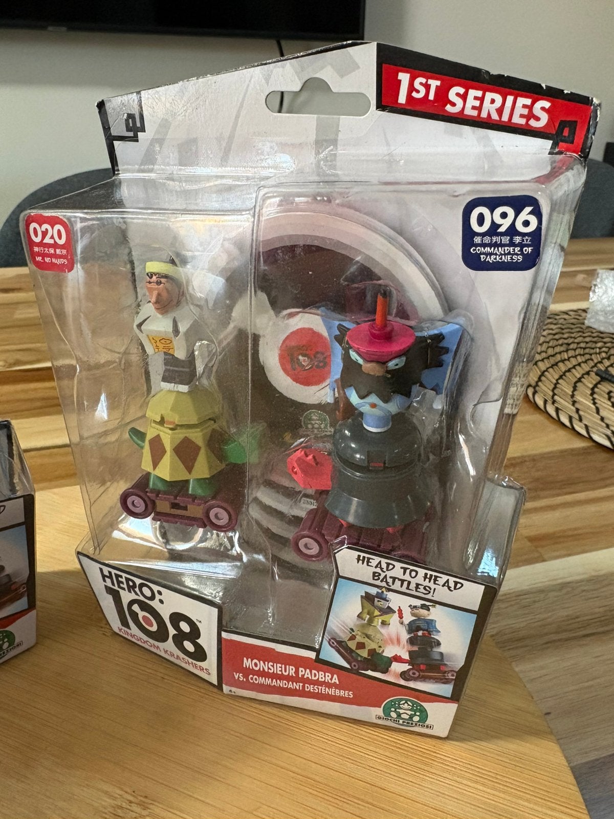 Hero 108 kingdom krashers, Verzenden, Zo goed als nieuw