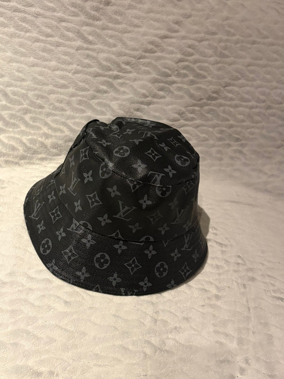 Louis Vuitton vissershoed, Ophalen of Verzenden, Nieuw, One size fits all, Hoed