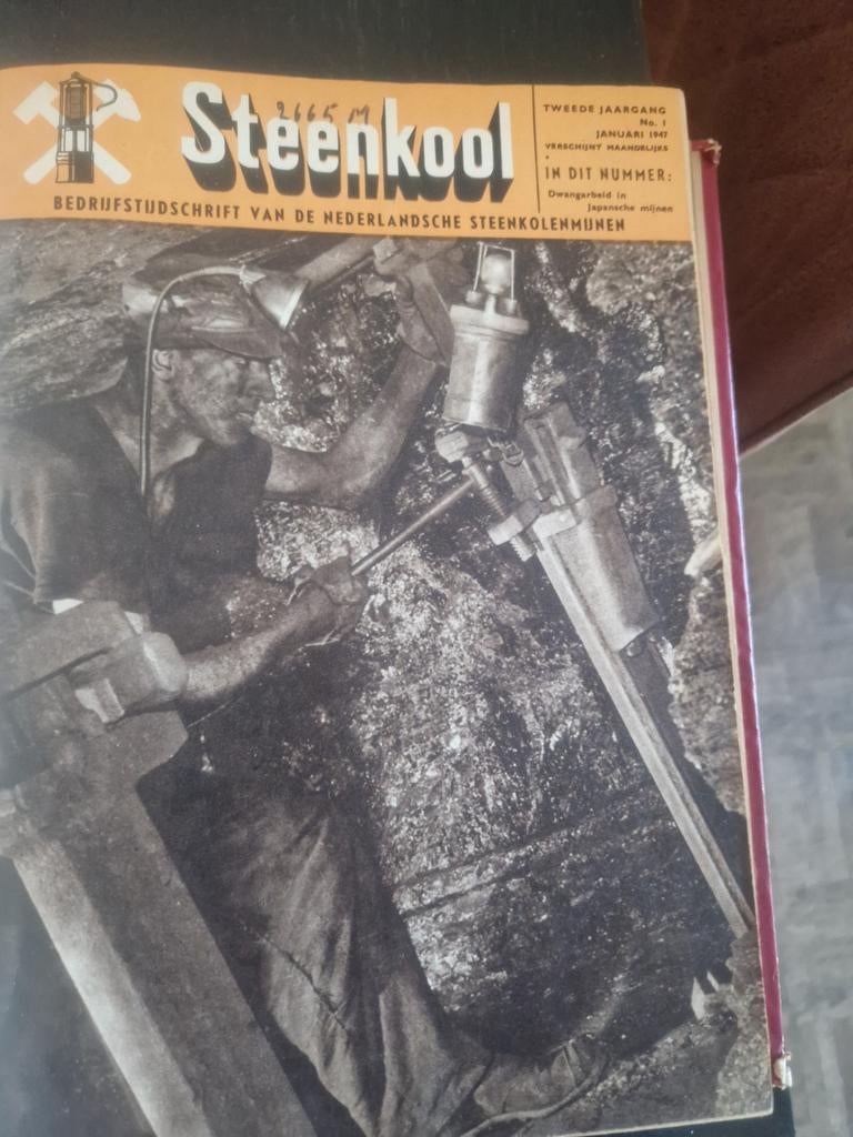 Steenkool Bedrijfsblad Nederlandse Steenkolenmijnen 1947, Boeken, Tijdschriften en Kranten, Ophalen of Verzenden, Gelezen, Overige typen