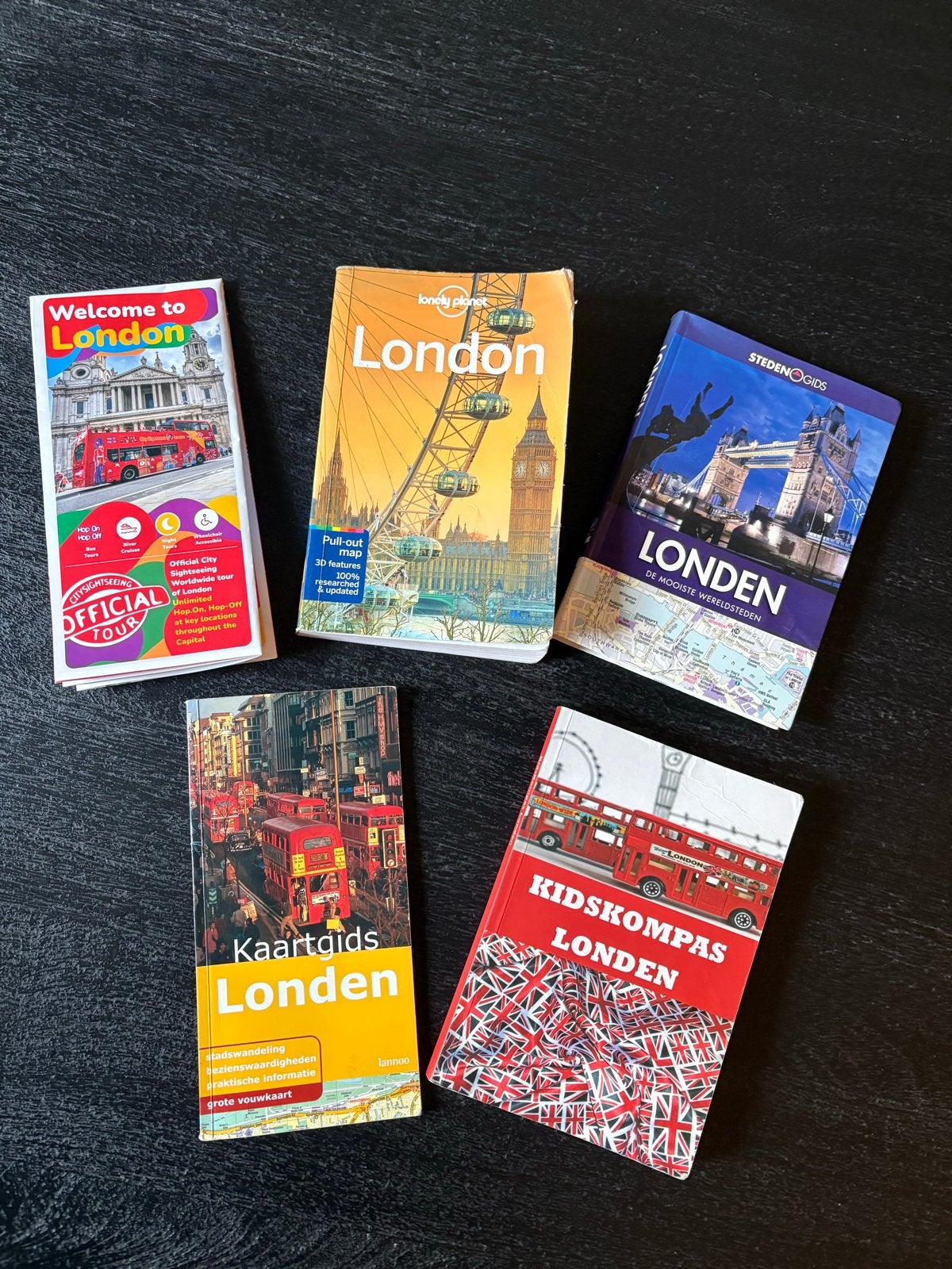 4 reisgidsen Londen + kidskompas en City Sightseeing kaart, Europa, Ophalen of Verzenden, Reisgids of -boek, Gelezen