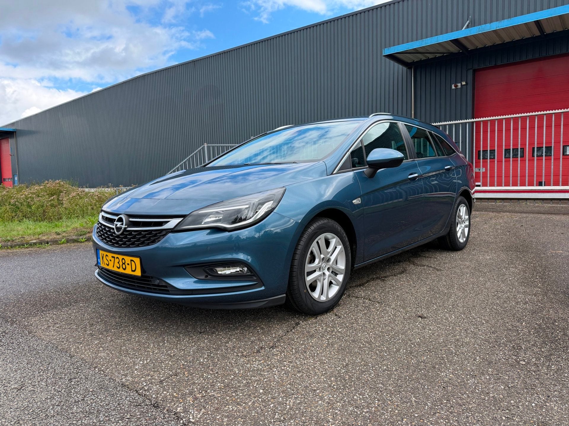 Opel Astra Sports Tourer 1.0 Business+ NWE. APK 02-09-2027, Auto's, Voorwielaandrijving, Gebruikt, Euro 6, 1178 kg