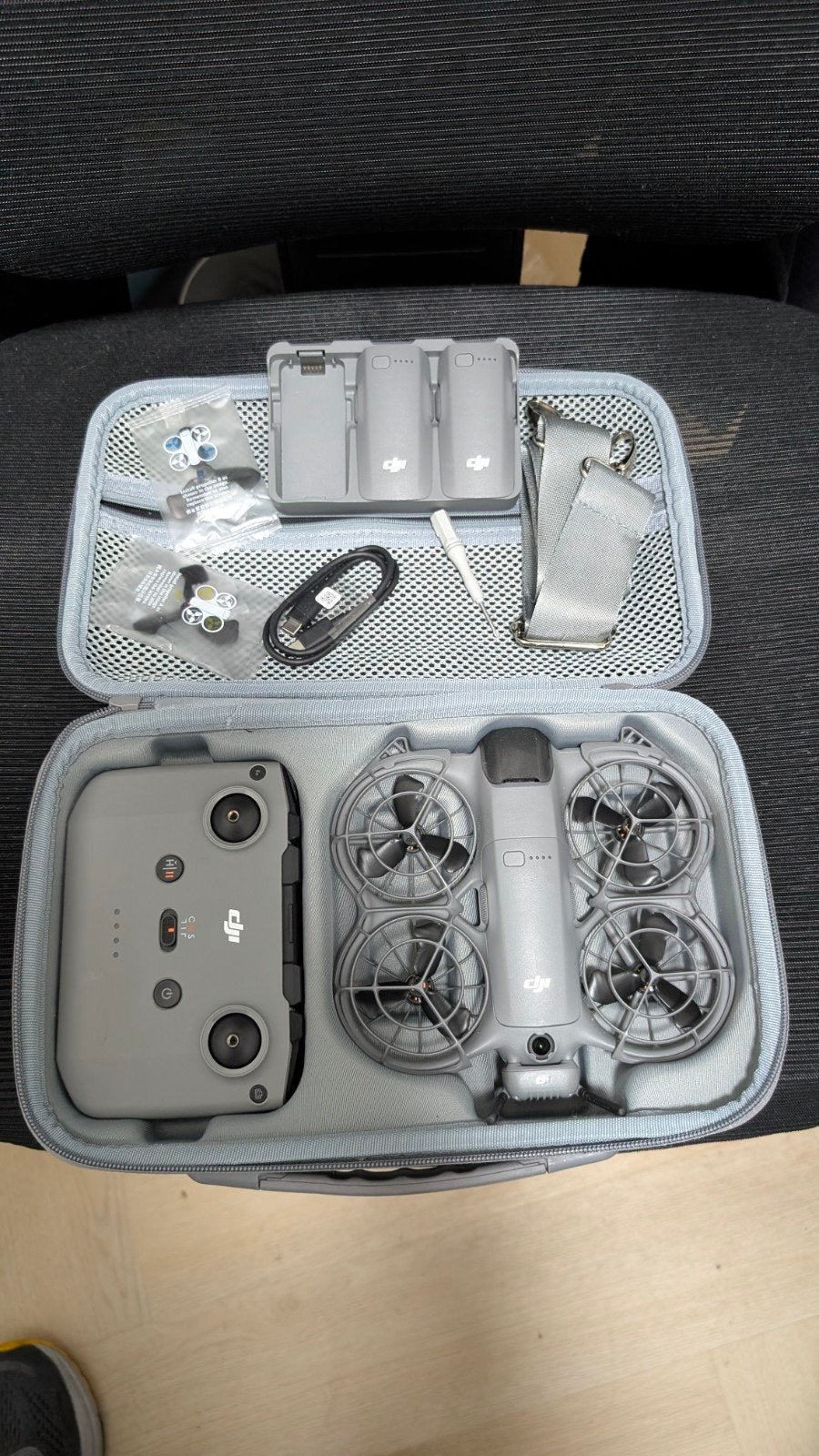 DJI Neo 2 Fly More Combo – Zo goed als nieuw | Complete set, Audio, Tv en Foto, Cameradrone, 5 tot 10 kilometer, 15 tot 30 minuten