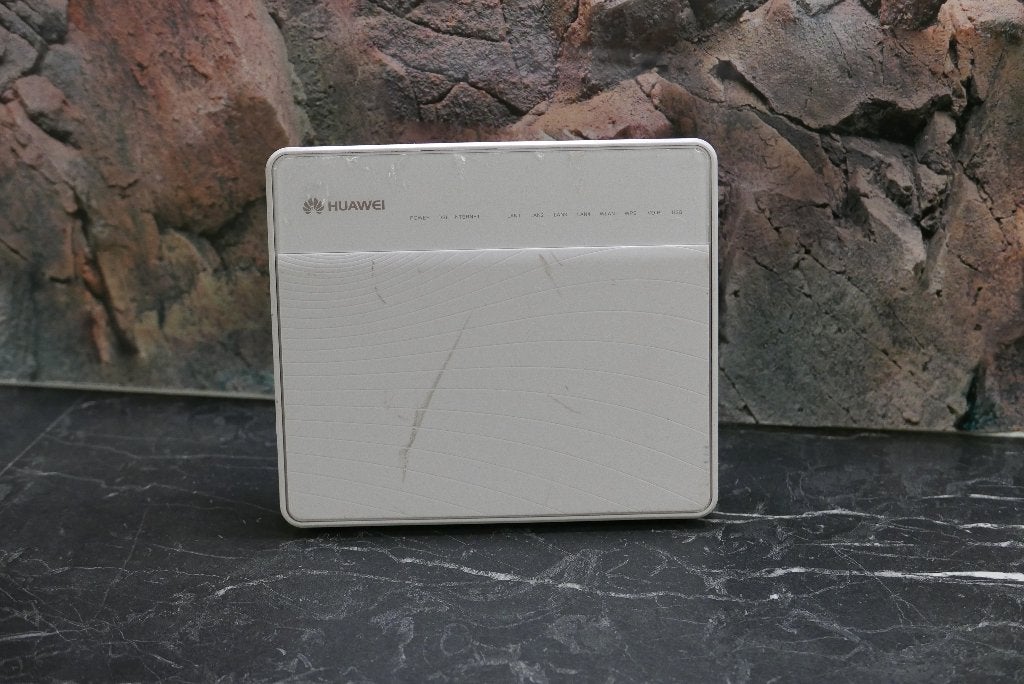 Huawei Modem, Ophalen of Verzenden, Gebruikt, Router met modem, Hawei