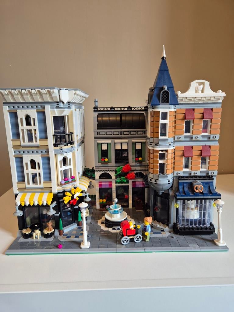 LEGO Creator Expert 10255 Stadsplein (Assembly Square), Ophalen, Compleet, Lego, Zo goed als nieuw