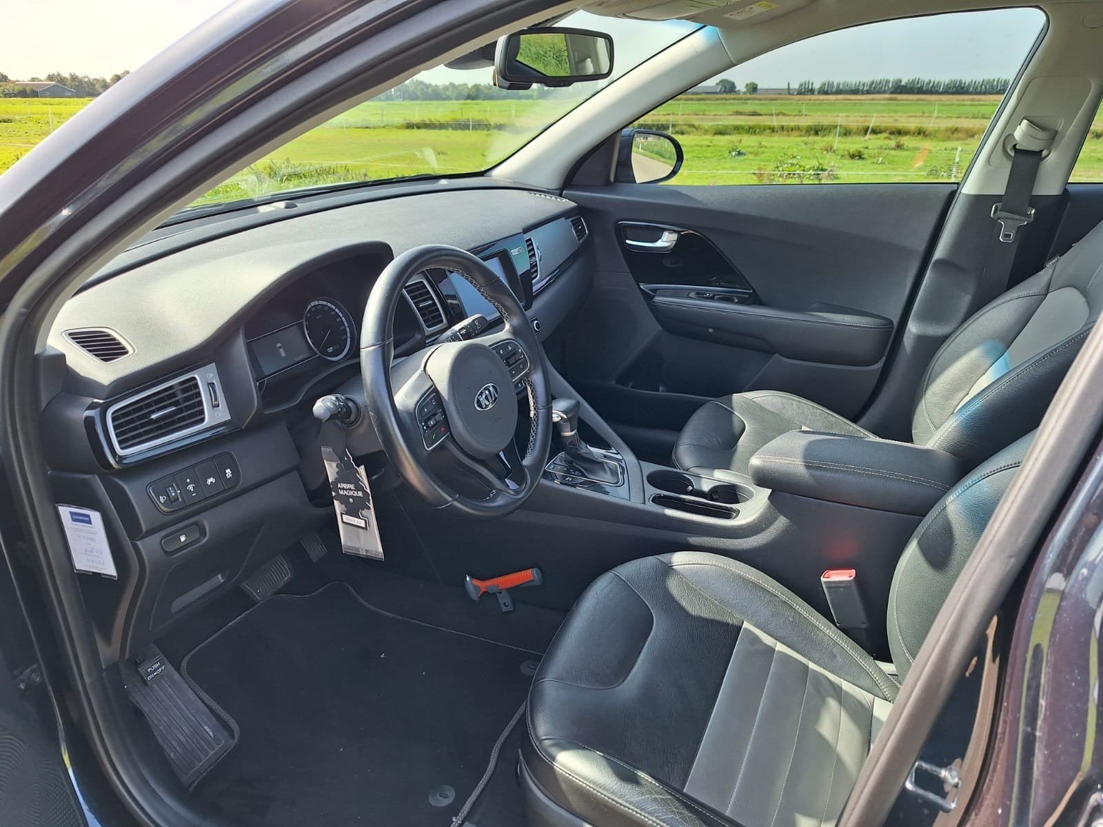 Foto 14 van Kia Niro 1.6 GDi Hybrid 141pk Dct6 2017 apk tot 19/11/2027