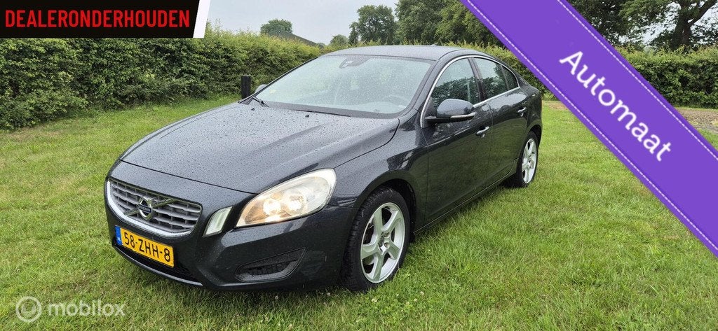 Dealer Onderhouden Volvo S60 1.6 D2 Momentum/Aut/Clima/Navi/, Auto's, Euro 5, Zwart, 4 cilinders, S60