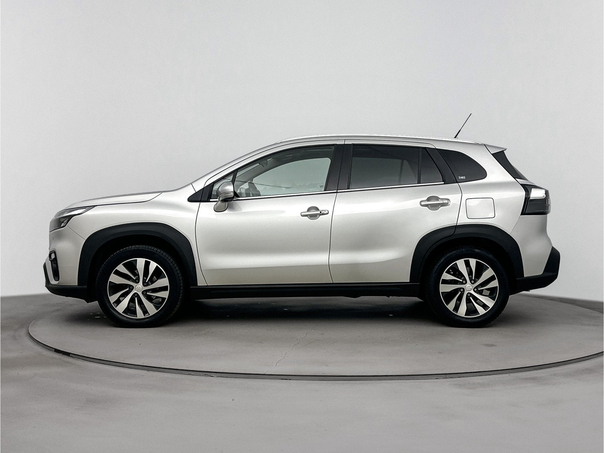 Suzuki S-Cross 1.4 Boosterjet Style Smart Hybrid | Elektrisc, Auto's, Suzuki, Voorwielaandrijving, 12 maanden, Gebruikt, Leder en Stof